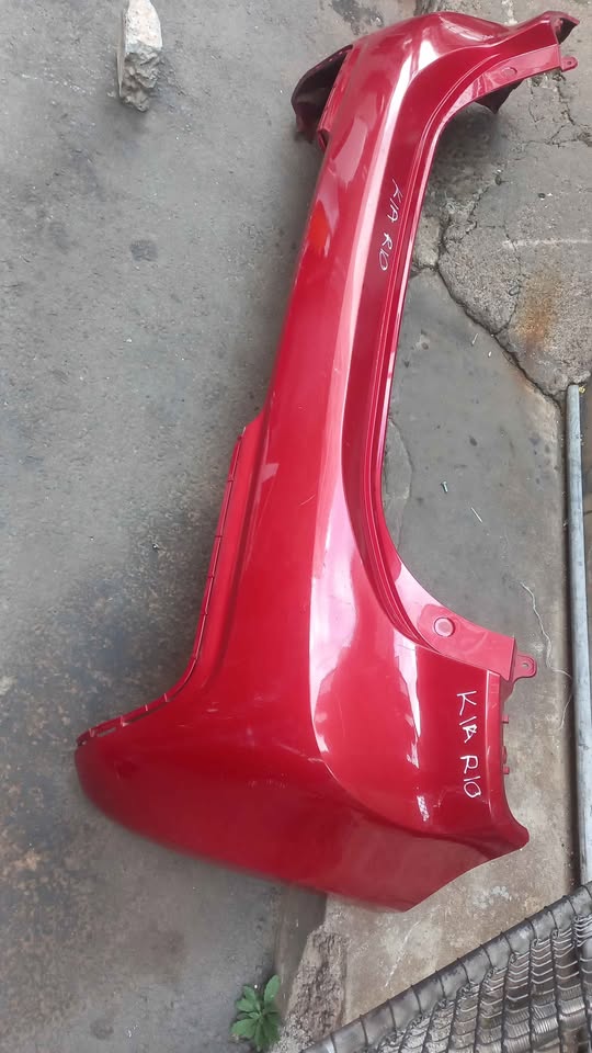 KIA RIO BACK BUMPER - Private Seller