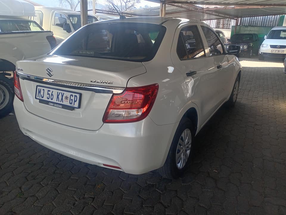 Suzuki Dzire 1.2 manual petrol sedan  2023 White Reverse sensor  Service History