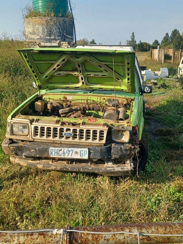 Ford courrier stripping - Private Seller