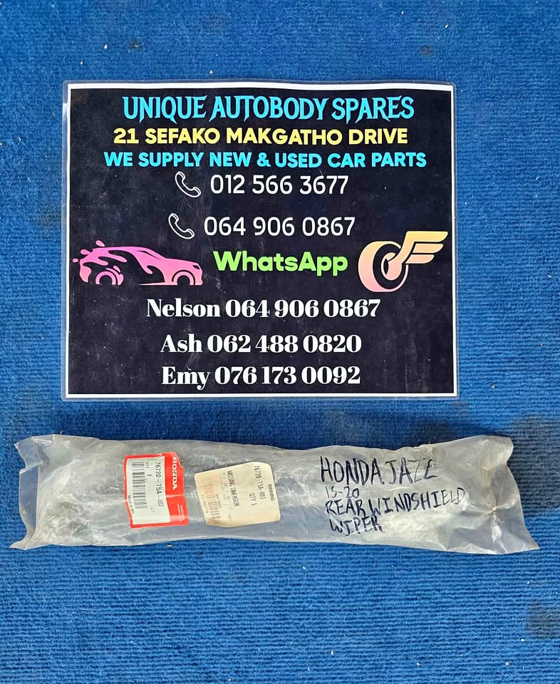Honda Jazz Rear Windshield Wiper - Private Seller