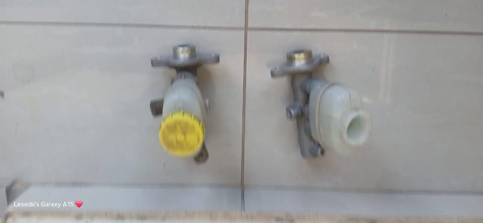 Nissan Almera Brake Master Cylinder - Private Seller Nissan Almera Brake Master Cylinder - Private Seller
