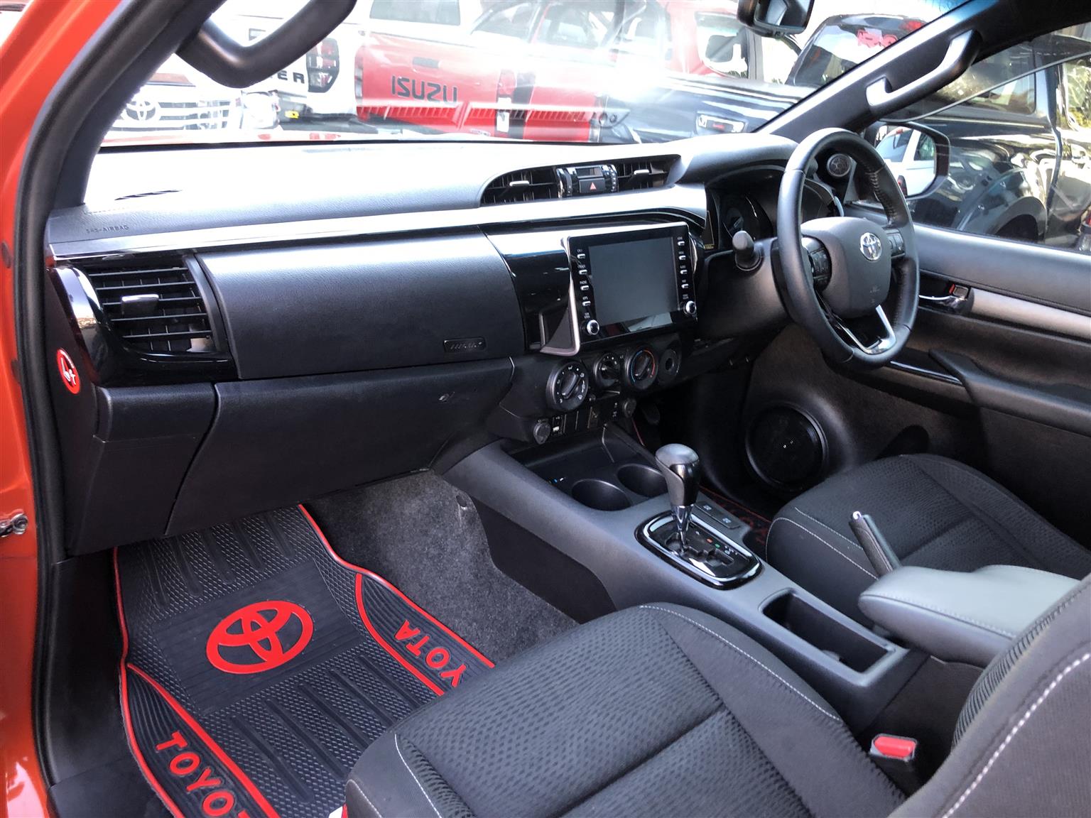 2021 Toyota Hilux 2.8GD-6 Extra Cab (4x2) Legend Auto For Sale