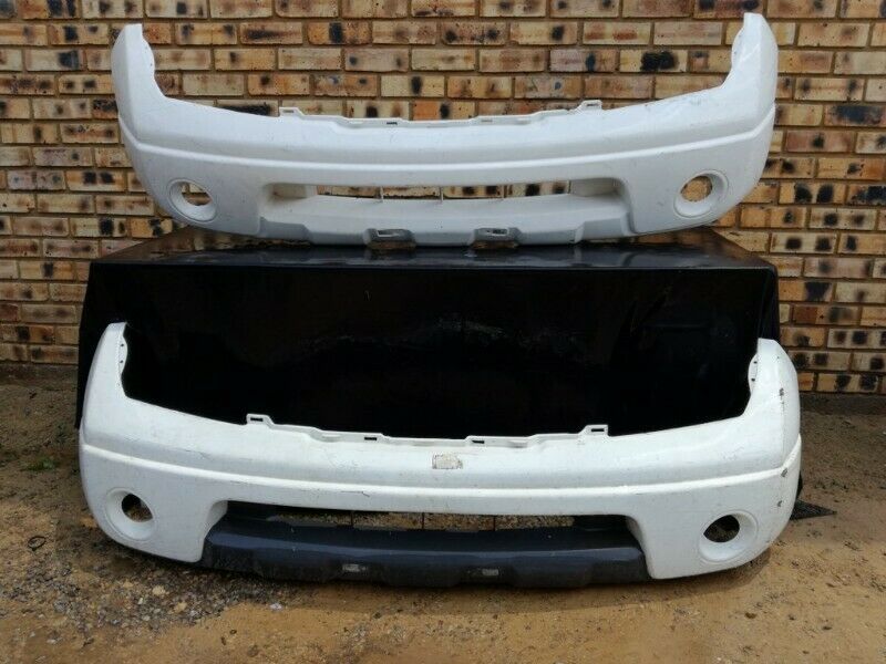 Nissan Navara Front Bumper - Private Seller Nissan Navara Front Bumper - Private Seller