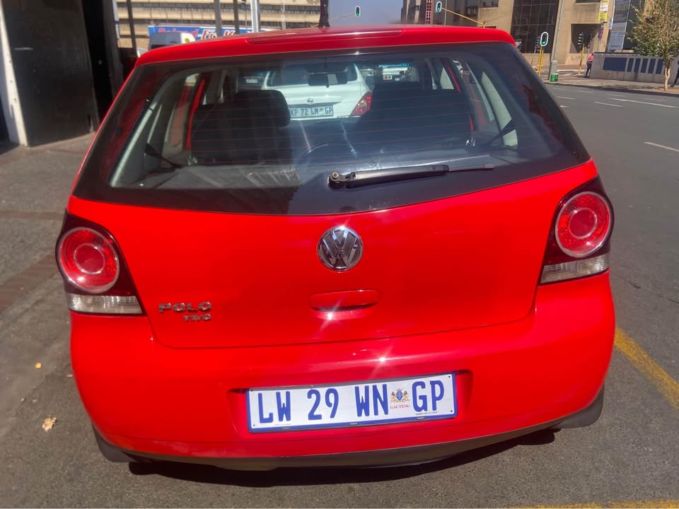 2014 Polo Vivo 1.4 Comfortline 75000km