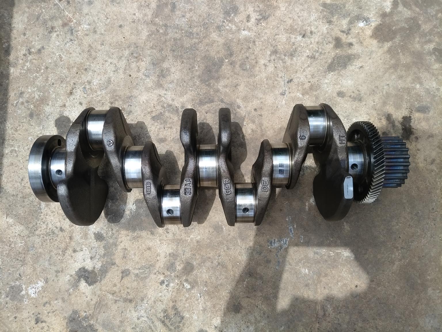 Vw audi 2.0 tdi crankshaft cdc cff cba - Private Seller Vw audi 2.0 tdi crankshaft cdc cff cba - Private Seller