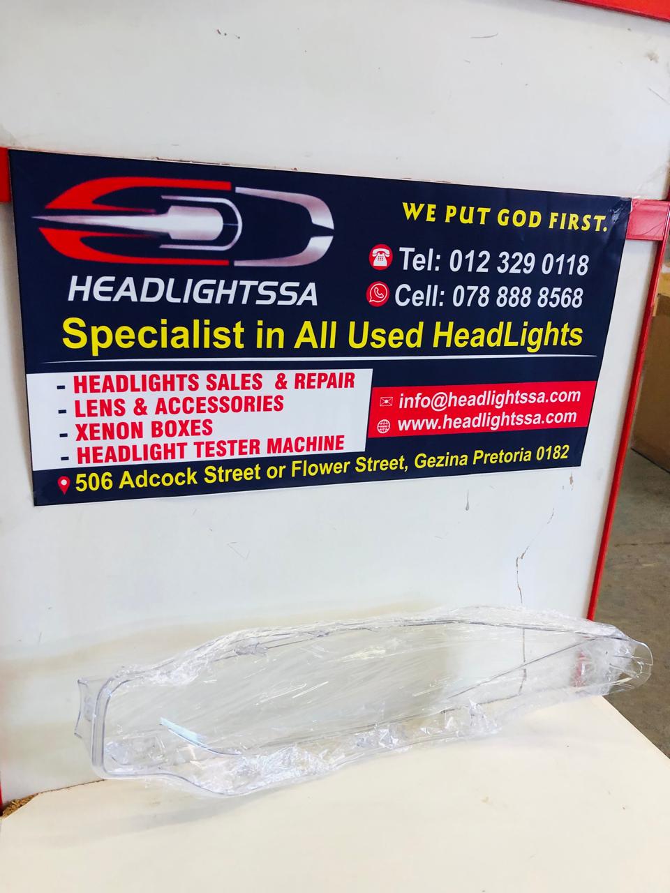 BMW F35 4 series LED right side headlight replacement lens (2016) - Private Seller BMW F35 4 series LED right side headlight replacement lens (2016) - Private Seller