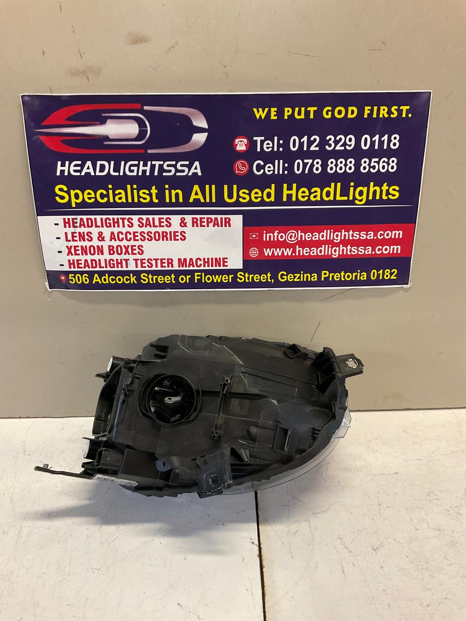 Mini Cooper F56 left side xenon headlight - Private Seller