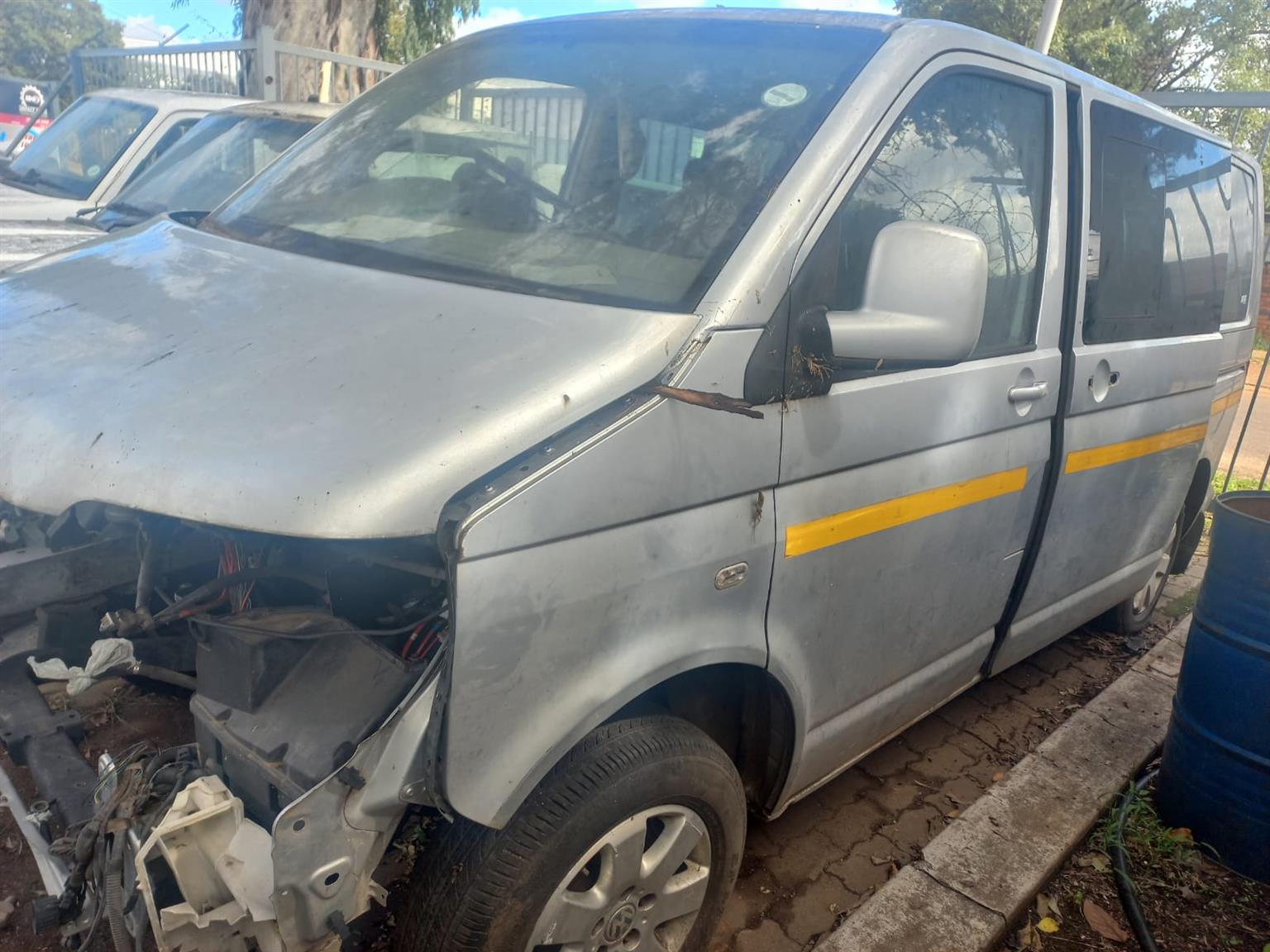 VW T 5 Kombi stripping for spares No Engine and No gearbox - Private Seller VW T 5 Kombi stripping for spares No Engine and No gearbox - Private Seller