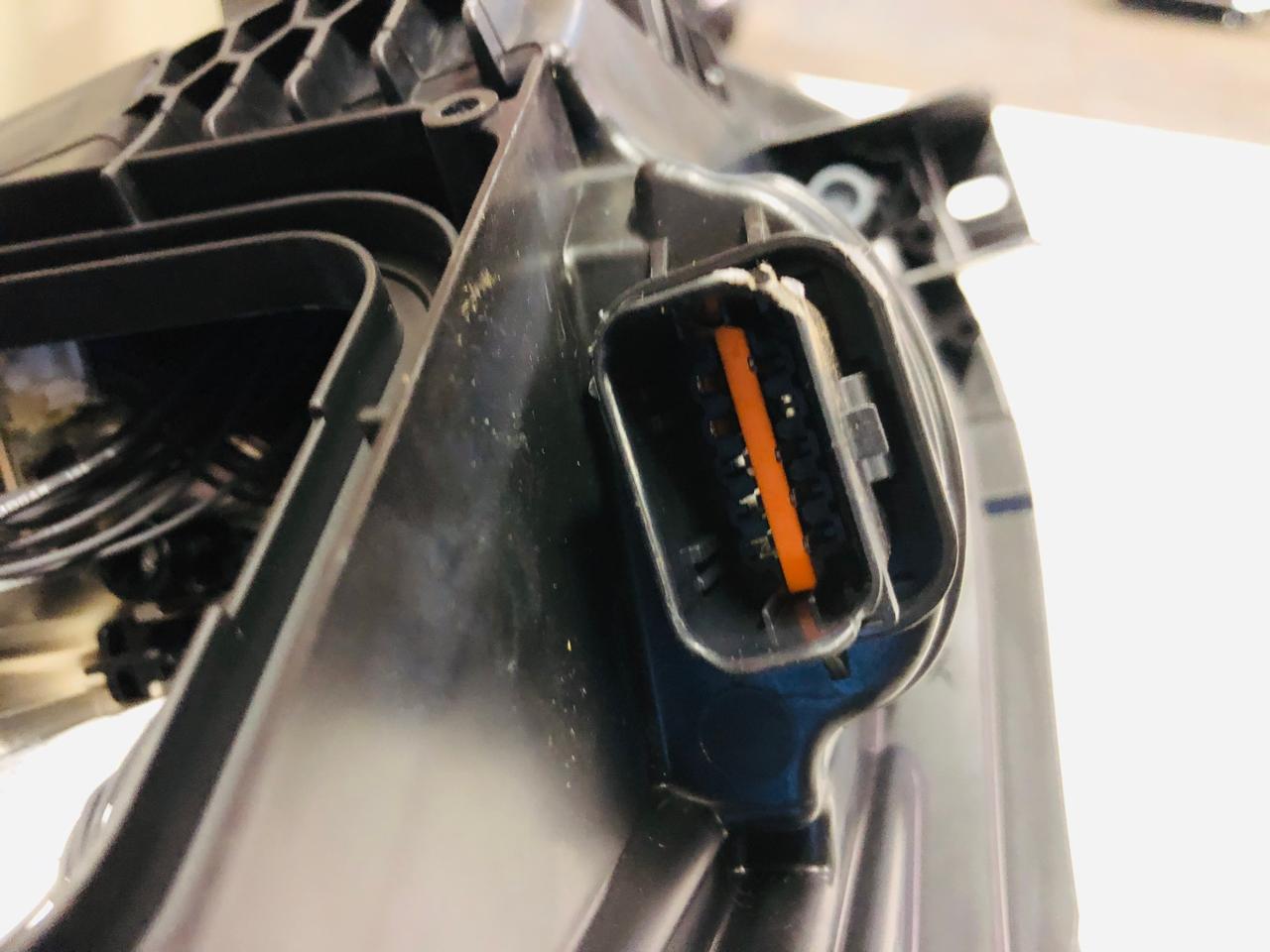Renault Captur left side LED Pure Vision headlight - Private Seller Renault Captur left side LED Pure Vision headlight - Private Seller