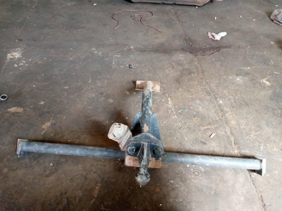 TOWBAR FORD - Private Seller
