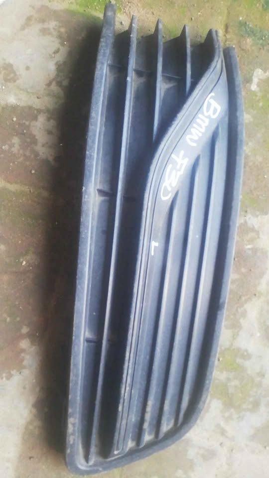 BMW F30 LEFT FOG LIGHT COVER FOR SALE °¬° DELIVERY AVAILABLE COUNTRY WIDE °¬° - Private Seller BMW F30 LEFT FOG LIGHT COVER FOR SALE °¬° DELIVERY AVAILABLE COUNTRY WIDE °¬° - Private Seller