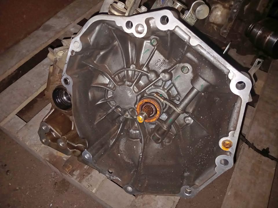 Suzuki swift 2023 model maunal gear box - Private Seller Suzuki swift 2023 model maunal gear box - Private Seller