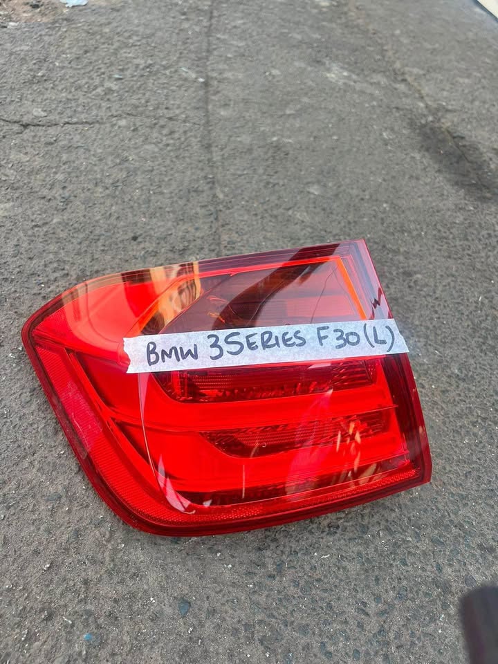 BMW F30 3 series taillight - Private Seller BMW F30 3 series taillight - Private Seller
