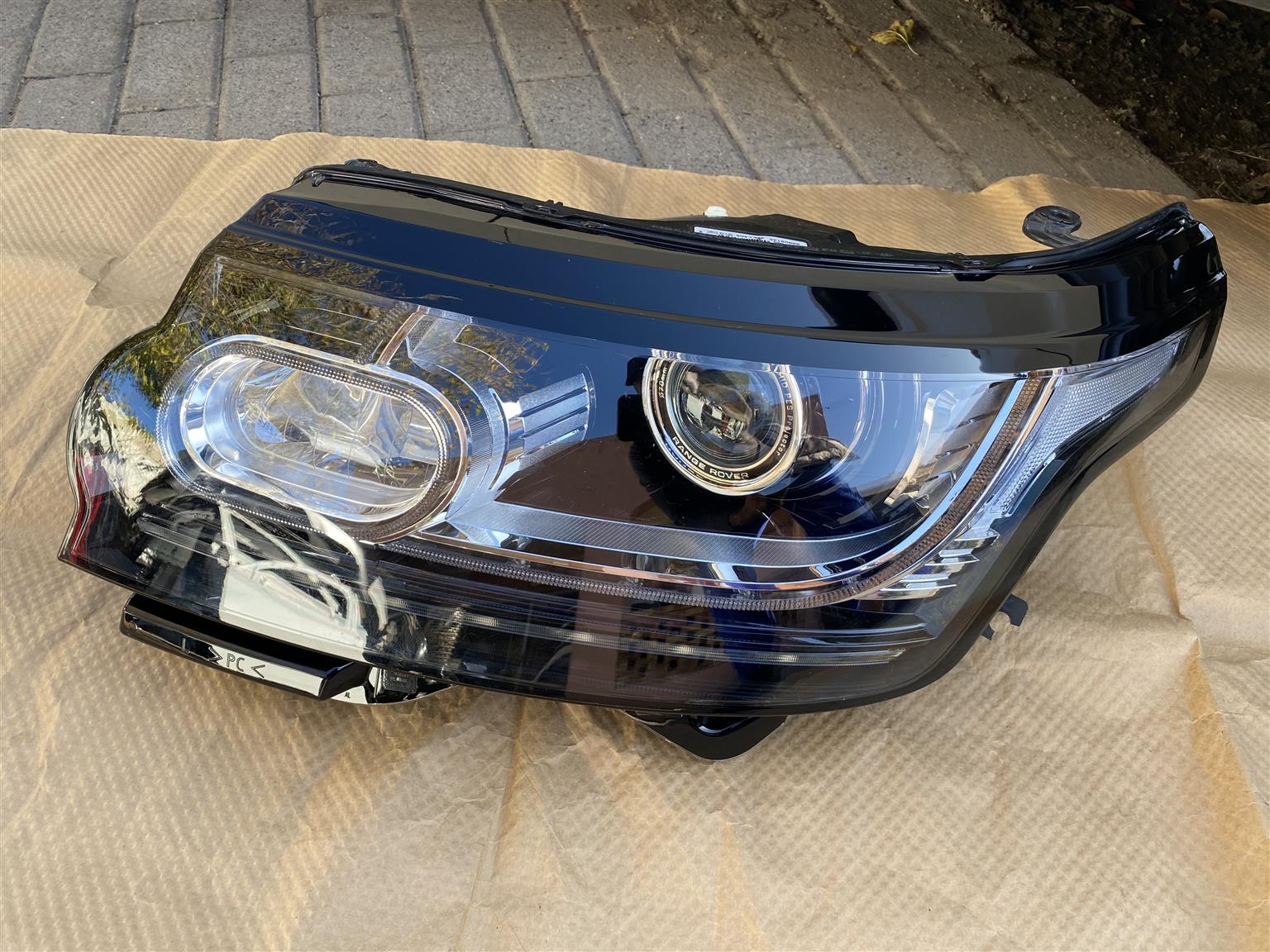 2017 RANGE ROVER VOGUE L405 HSE BI XENON HEADLIGHT LEFT SIDE FOR SALE - Private Seller