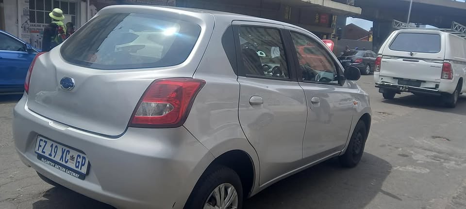 2016 NISSAN DATSUN GO 1.2 PETROL, MANUAL TRANSMISSION, SILVER COLOUR, MILEAGE 90000KM