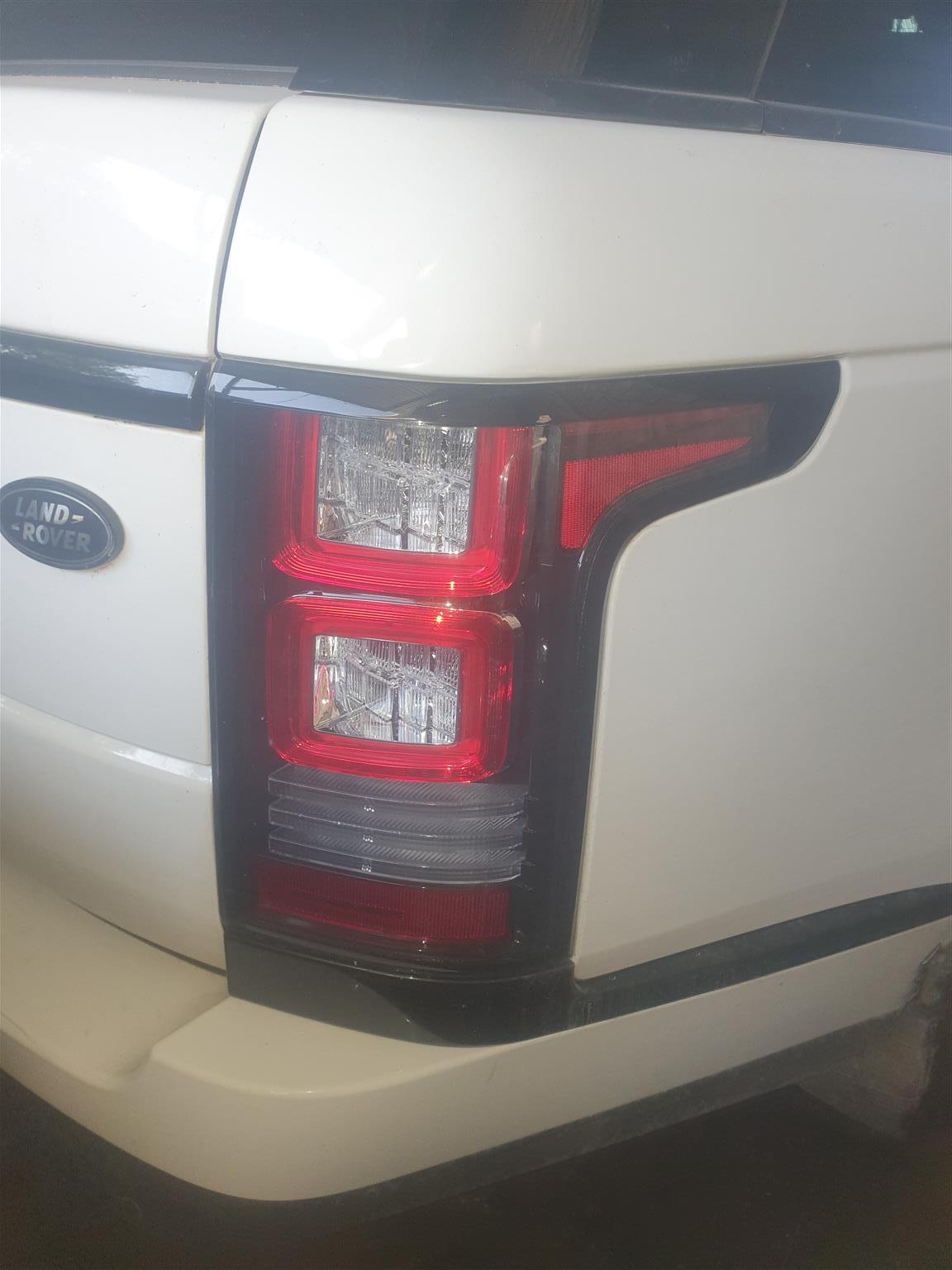 2014-2016 RANGE ROVER VOGUE BIG BODY RIGHT TAIL LIGHT 2014-2016 RANGE ROVER VOGUE BIG BODY RIGHT TAIL LIGHT