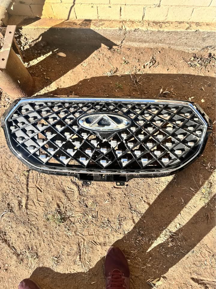 Chery Tiggo pro 4 main grill - Private Seller Chery Tiggo pro 4 main grill - Private Seller