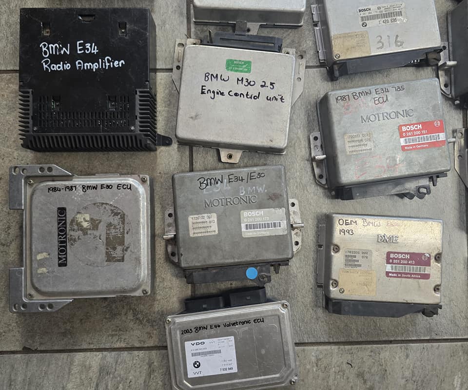 1987-1998 BMW E30/E32/E34 ECU Computer Module - Private Seller 1987-1998 BMW E30/E32/E34 ECU Computer Module - Private Seller