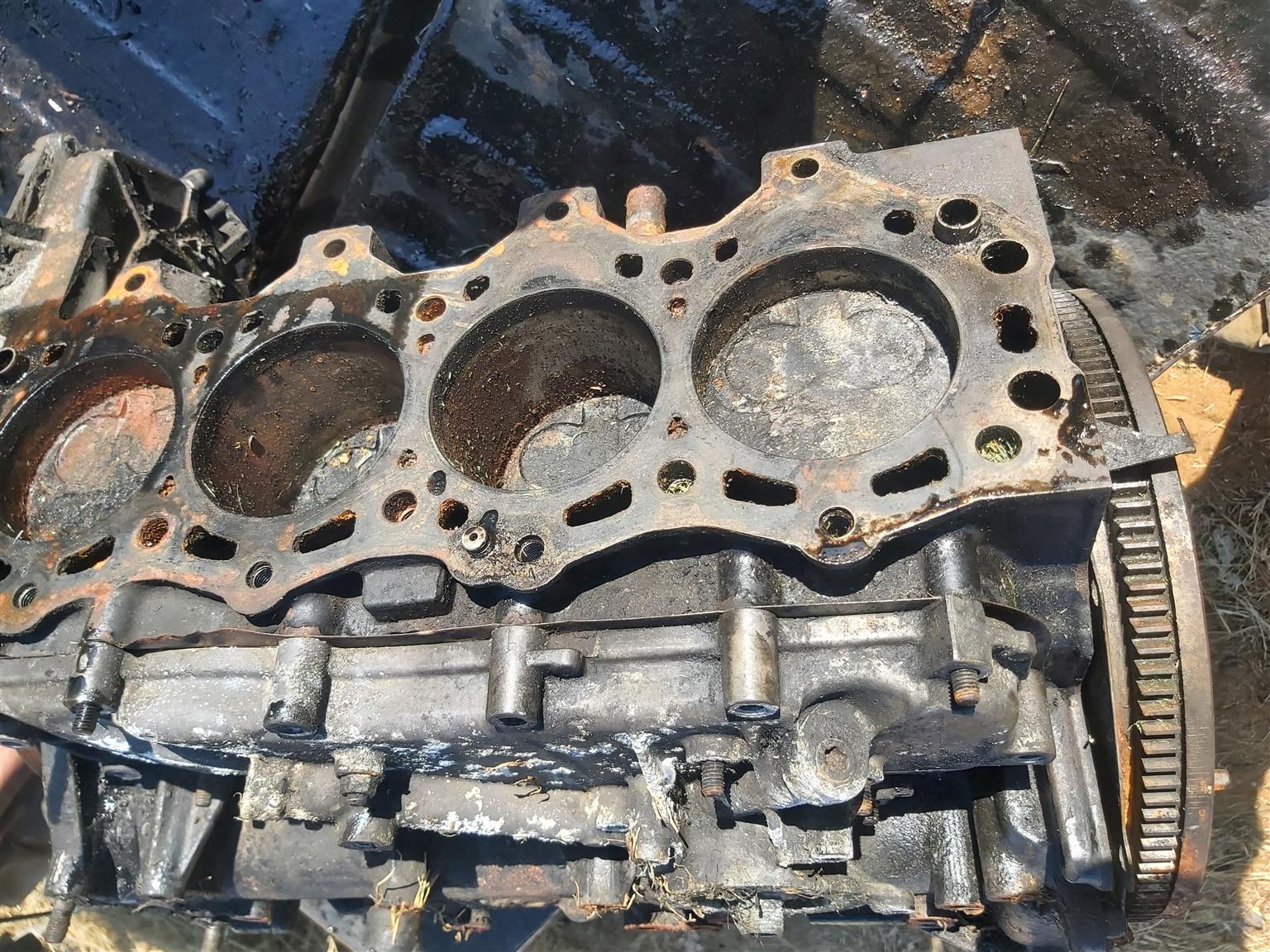 Ford ranger 2.5 diesel engine parts - Private Seller