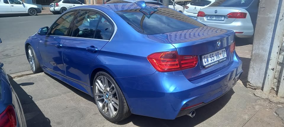 2014 BMW 320i M-SPORT AUTOMATIC TRANSMISSION, BLUE COLOUR