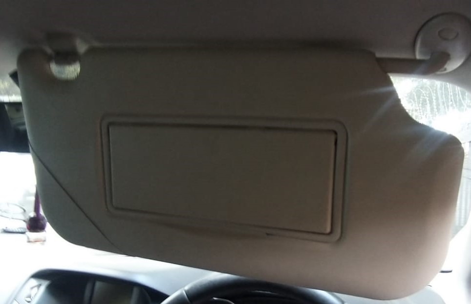 FORD FOCUS SUN VISOR - Private Seller FORD FOCUS SUN VISOR - Private Seller