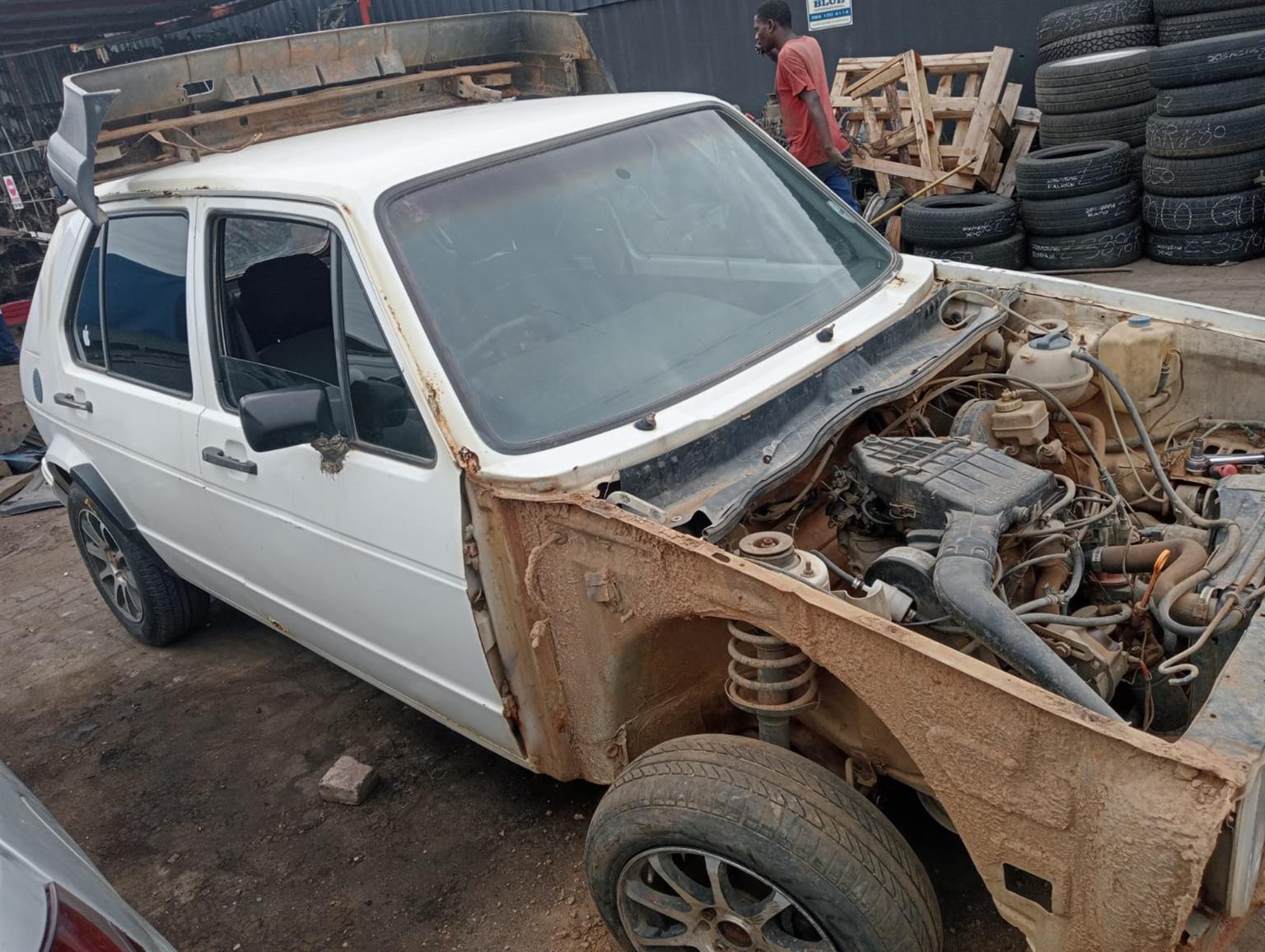 2002 VW Golf 1 1.3 - Stripping for Spares.