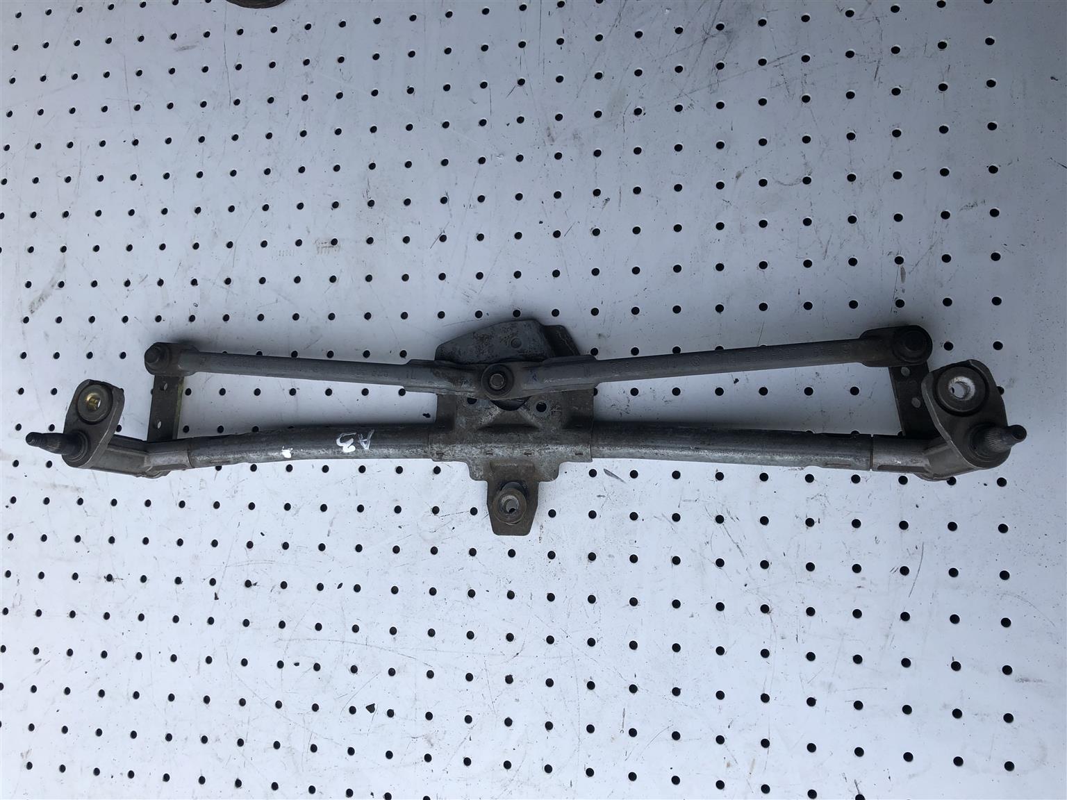 AUDI A3 WIPER LINKS - Private Seller AUDI A3 WIPER LINKS - Private Seller