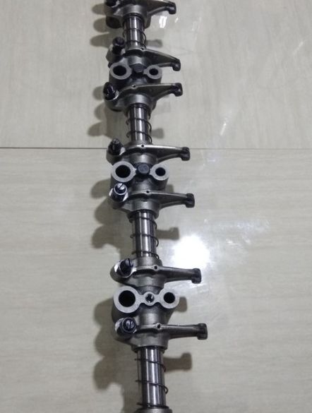 Rocker shaft for 6D34 MITSHUBISHI EXCAVATOR ENGINE - Private Seller