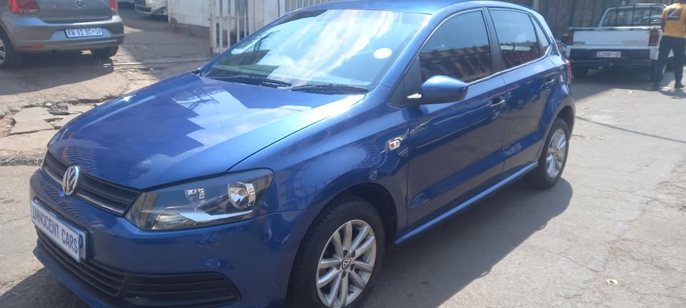 2019 VW POLO VIVO 1.4TRENDLINE MANUAL TRANSMISSION, BLUE COLOUR, 94000KM