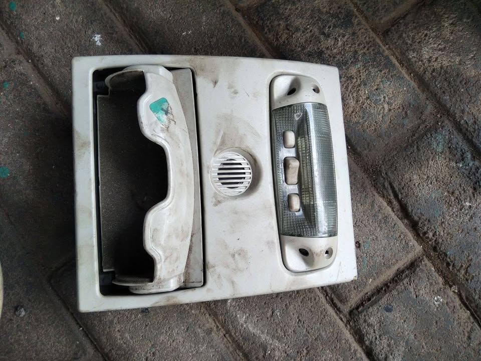 KIA Carnival dorm light for sale - Private Seller