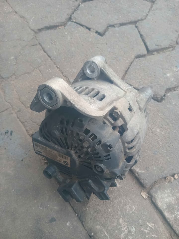 Bmw X6 E71 alternator - Private Seller Bmw X6 E71 alternator - Private Seller