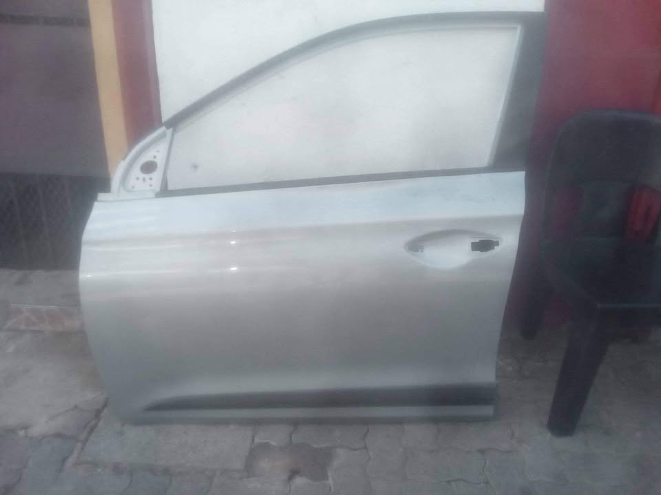Left front door Hyundai i 20 grand - Private Seller Left front door Hyundai i 20 grand - Private Seller