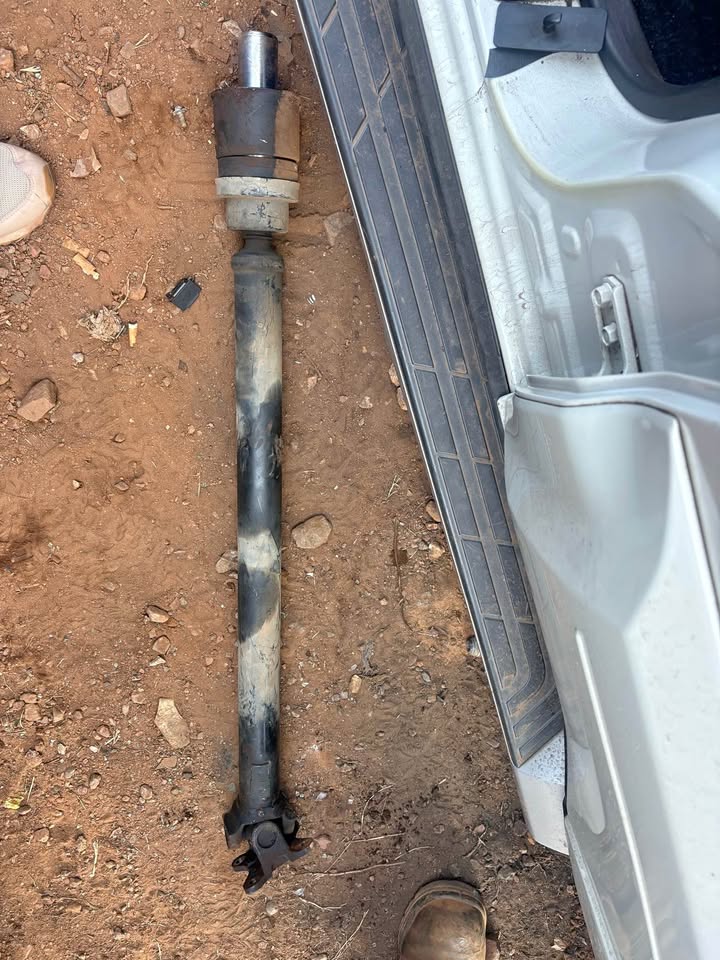 PROPSHAFT Mitsubishi pajero 3.2 4x4 4WD automatic PROPSHAFT - Private Seller PROPSHAFT Mitsubishi pajero 3.2 4x4 4WD automatic PROPSHAFT - Private Seller