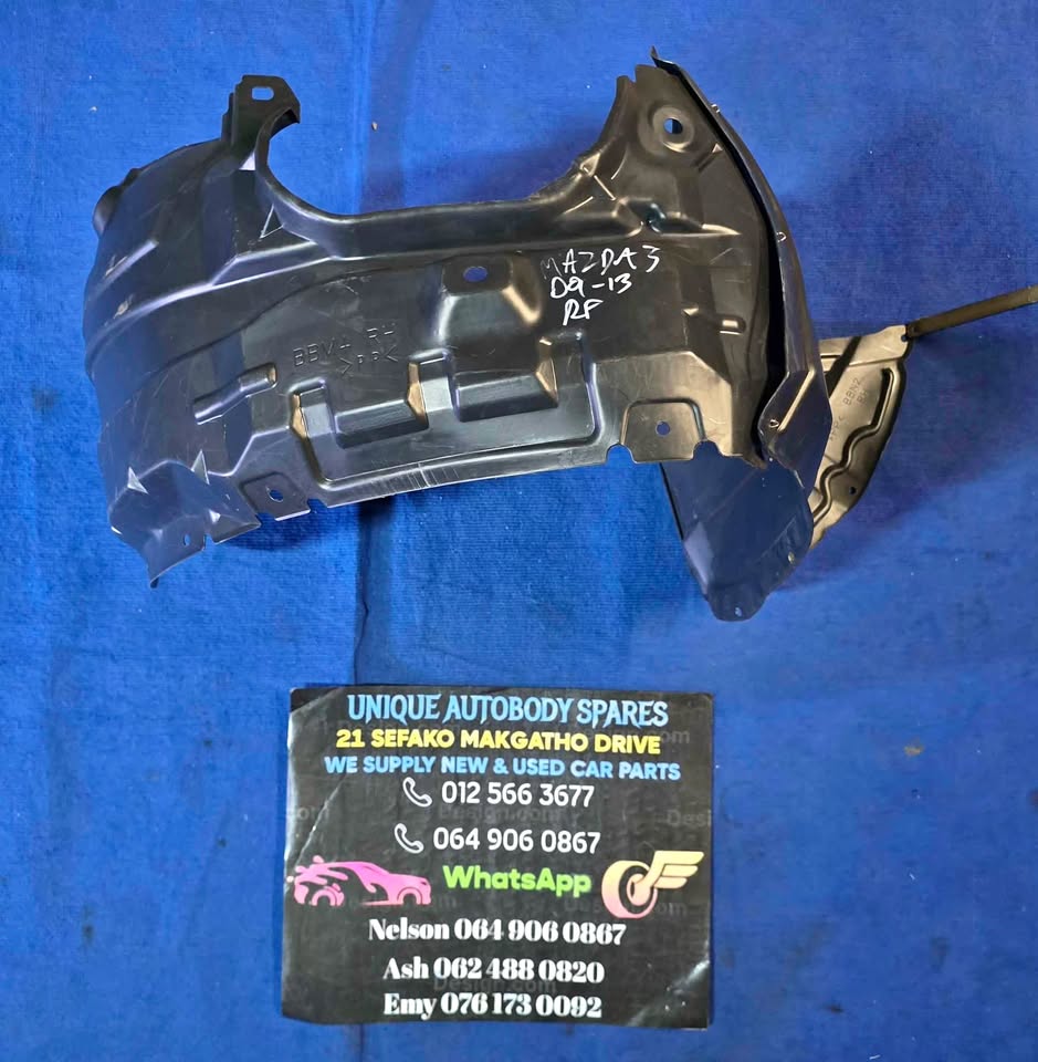 Mazda 3 Right Front Fender Liner - Private Seller Mazda 3 Right Front Fender Liner - Private Seller