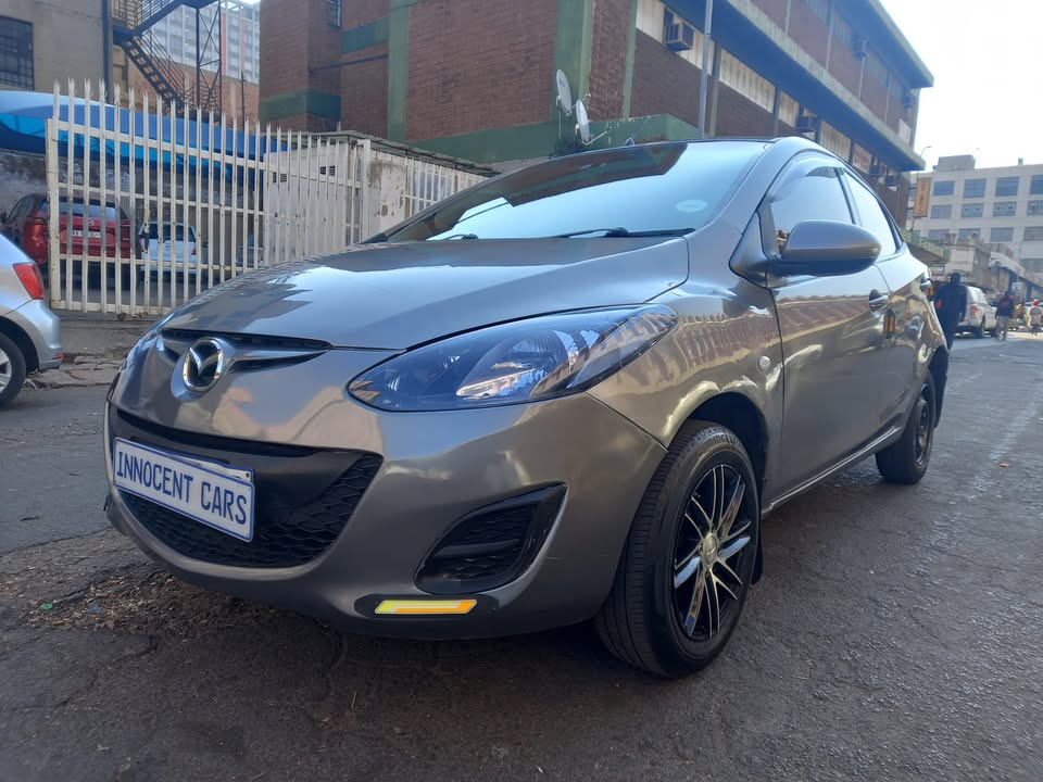 2015 MAZDA 2 1.5 PETROL ENGINE, MANUAL, GREY COLOR, MILEAGE 104000KM