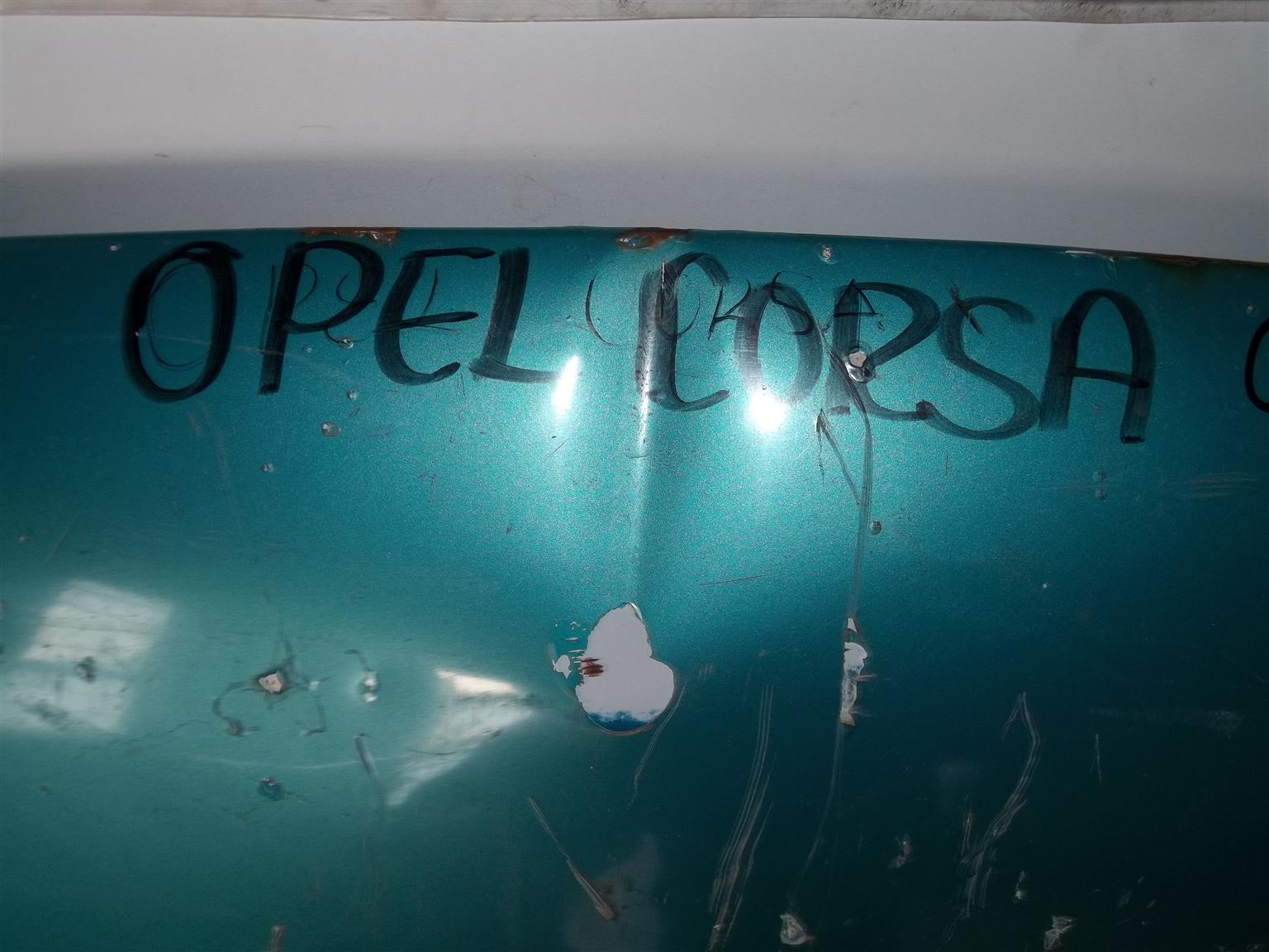 Opel Corsa Bonnet - Private Seller Opel Corsa Bonnet - Private Seller