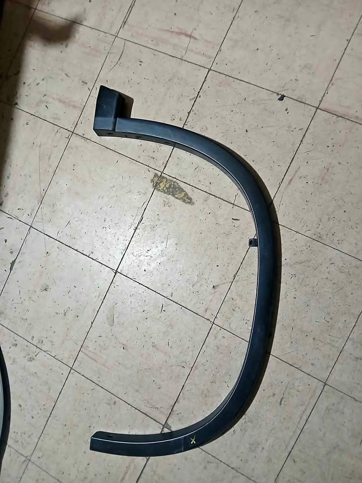 Nissan xtrail wheel arch - Private Seller Nissan xtrail wheel arch - Private Seller