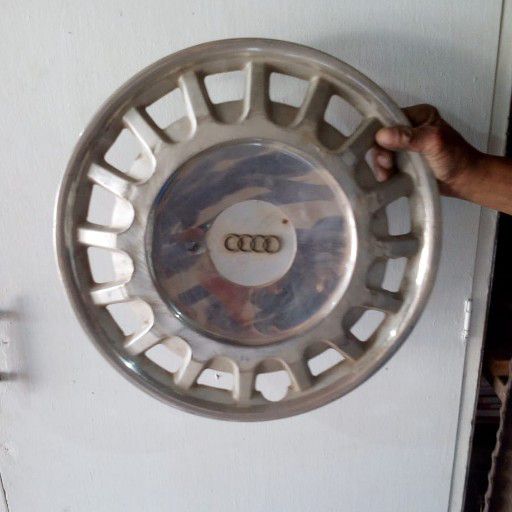 Audi wheel cap - Private Seller Audi wheel cap - Private Seller