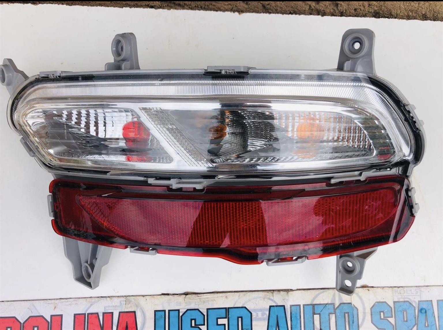Kia Sportage right side indicator and reverse light - Private Seller Kia Sportage right side indicator and reverse light - Private Seller