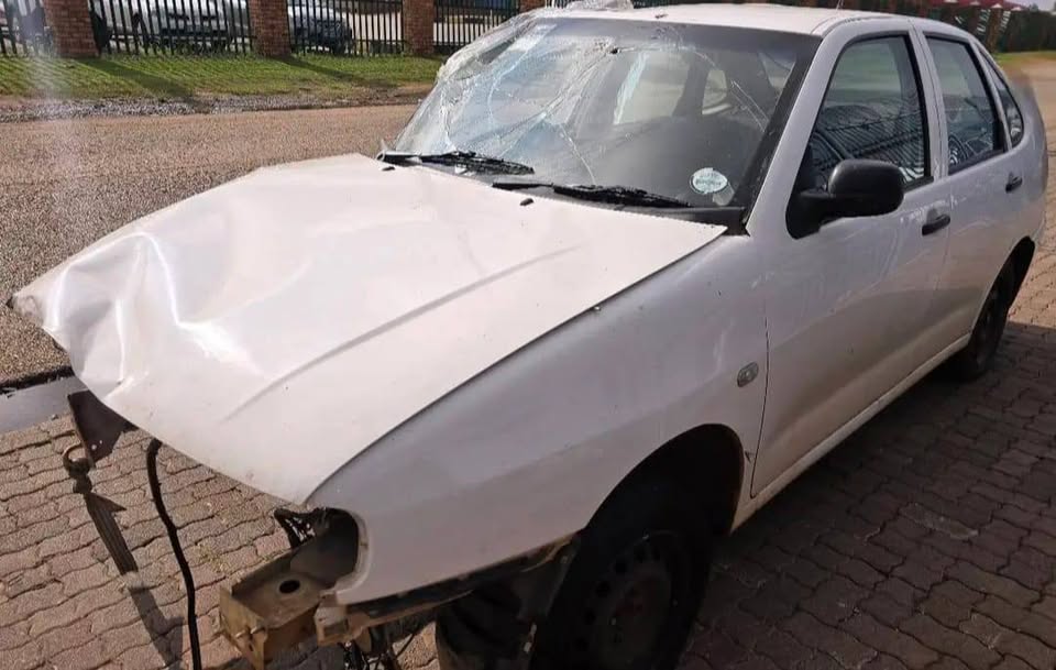 VW polo classic 1.6 stripping for parts @ circle 7 used parts my number WhatsApp or cell