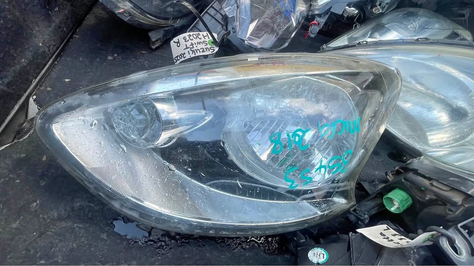Nissan Micra headlight - Private Seller Nissan Micra headlight - Private Seller