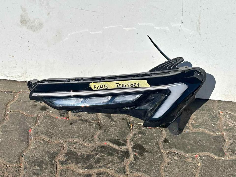 Ford Territory headlight - Private Seller Ford Territory headlight - Private Seller