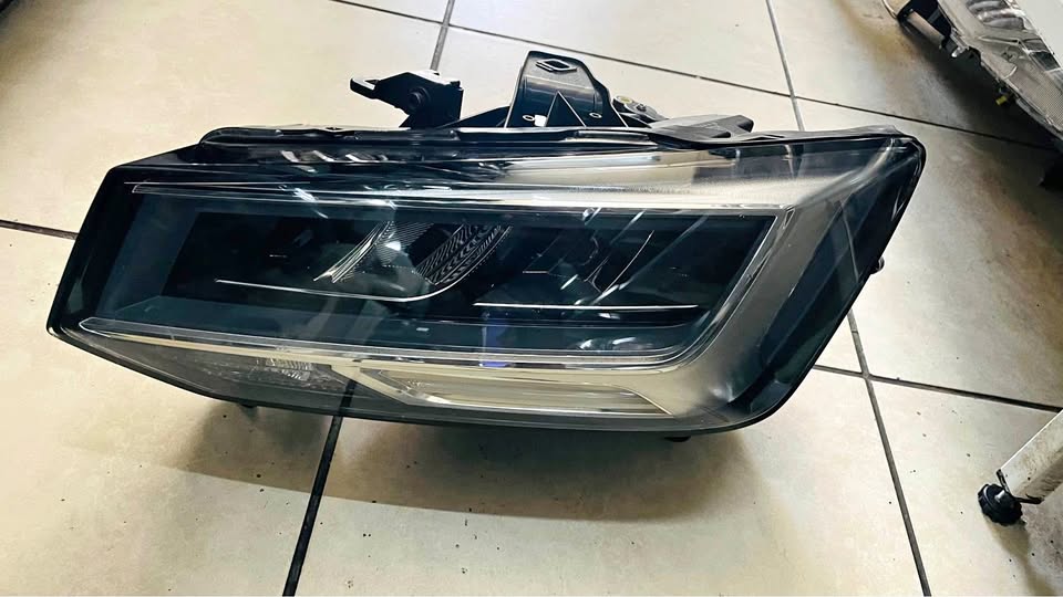Audi A6 LED headlight - Private Seller Audi A6 LED headlight - Private Seller