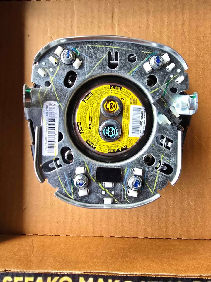 Jeep Grand Cherokee Steering Airbag