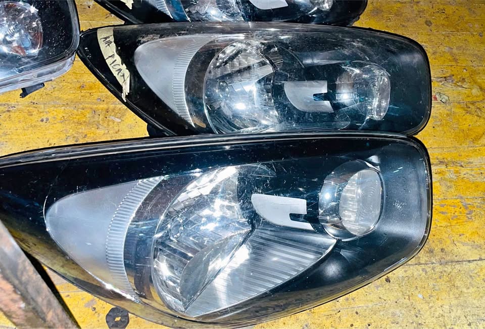 Kia Picanto headlights 2011/17 - Private Seller Kia Picanto headlights 2011/17 - Private Seller