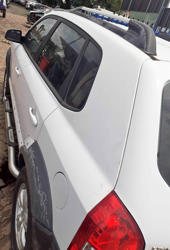 Hyundai Tucson Stripping for spares - Private Seller Hyundai Tucson Stripping for spares - Private Seller