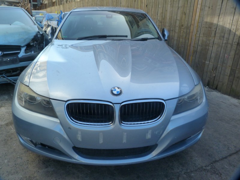 BMW 320i E90 AT Silver - 2010 STRIPPING FOR SPARES - Private Seller BMW 320i E90 AT Silver - 2010 STRIPPING FOR SPARES - Private Seller