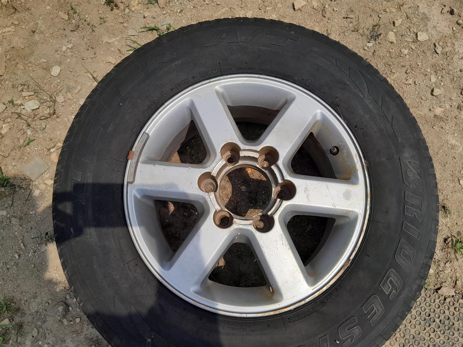 Isuzu Tyre and rims - Private Seller Isuzu Tyre and rims - Private Seller