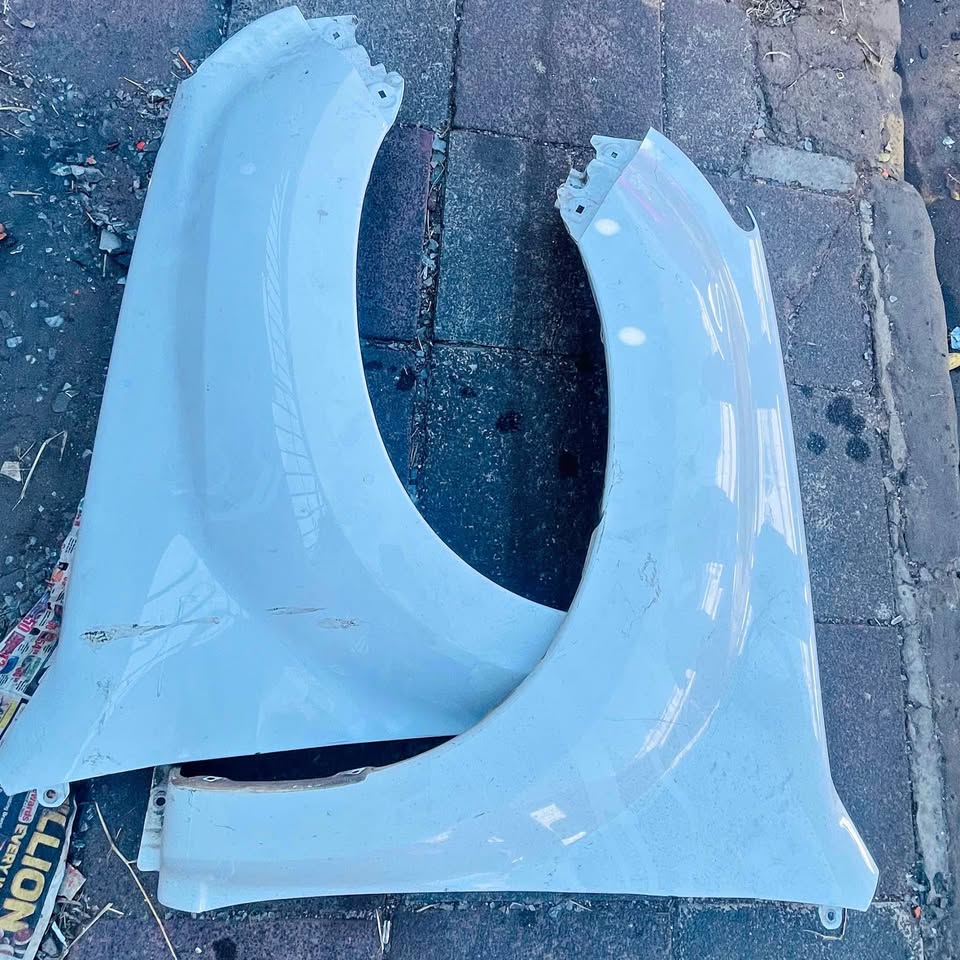 ISUZU D-Max Fenders