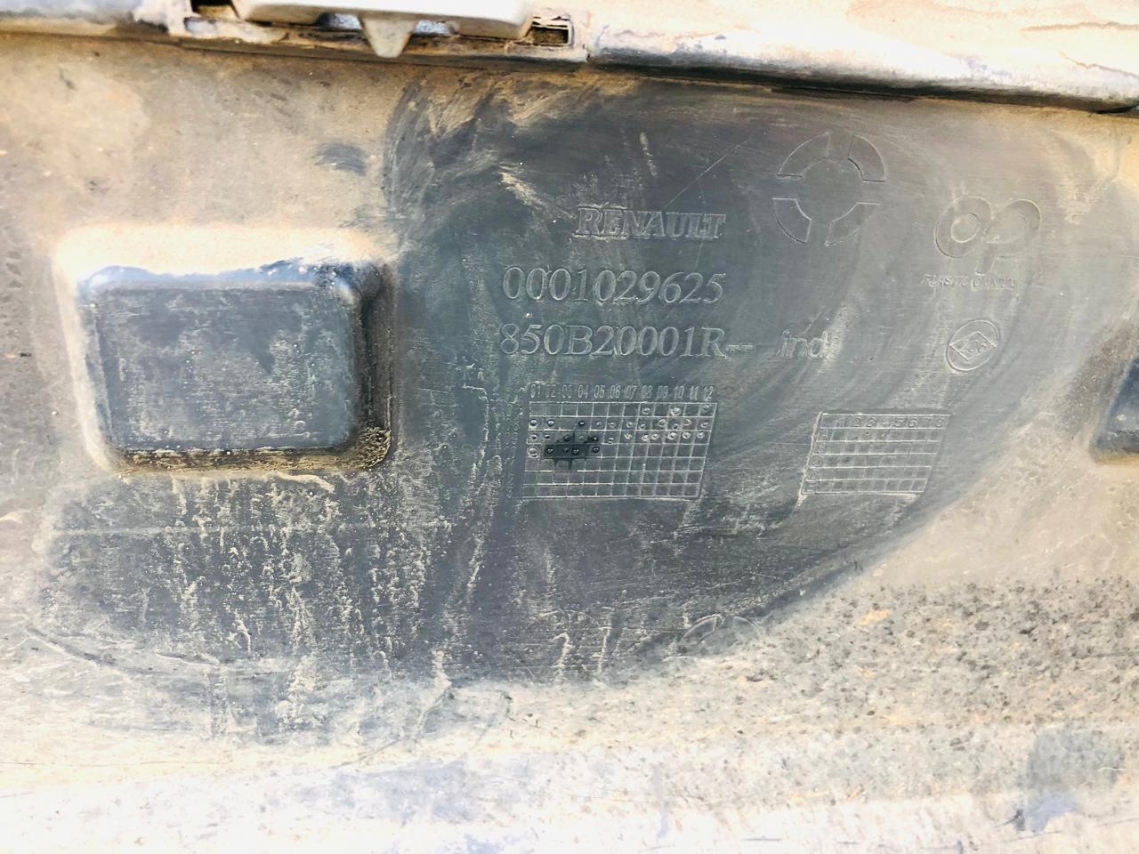 Renault Megane MK3 rear/back bumper with hatchback with diffuser - Private Seller Renault Megane MK3 rear/back bumper with hatchback with diffuser - Private Seller